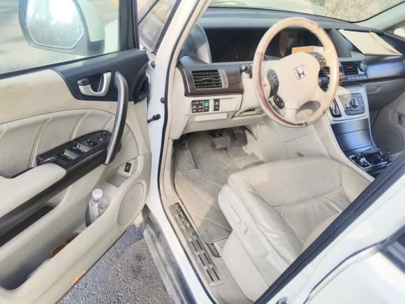 [深圳·粤B] 二手本田艾力绅2012款 2.4L VTi-S尊贵版