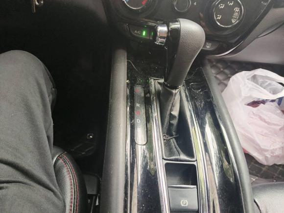 [南通·苏F] 二手本田缤智2015款 1.5L CVT两驱舒适型