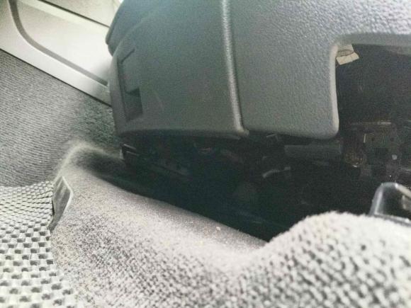 [杭州·浙F] 二手大众途锐2011款 3.0TSI 高配型