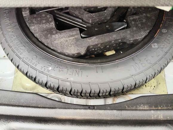 [杭州·浙A] 二手奇瑞瑞虎72016款 2.0L CVT耀臻版