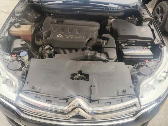 [无锡·苏B] 二手雪铁龙雪铁龙C52013款 2.3L 自动尊贵型