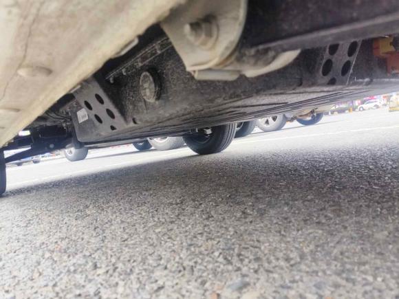 [武汉·鄂A] 二手奔腾奔腾小马2025款 222km 灵动马