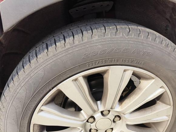 [上海·沪A] 二手路虎揽胜极光2015款 2.0T 五门智耀版