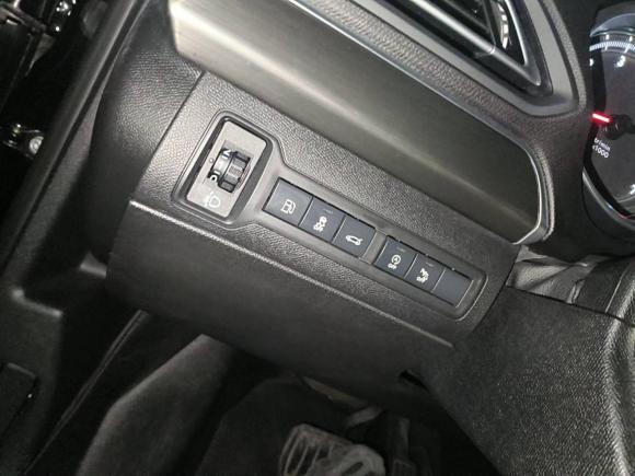 [上海·沪D] 二手标致标致4082016款 1.6T 自动豪华版