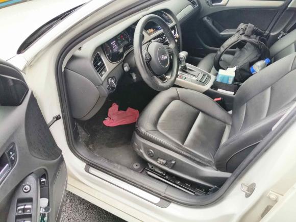 [苏州·苏E] 二手奥迪奥迪A4L2013款 35 TFSI 自动标准型