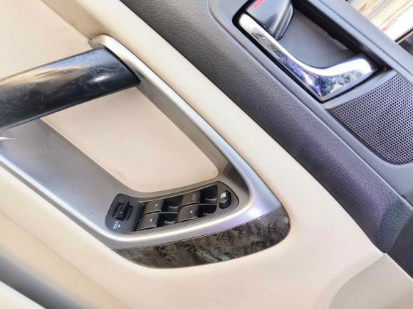 [成都·川A] 二手斯巴鲁傲虎2004款 3.0R