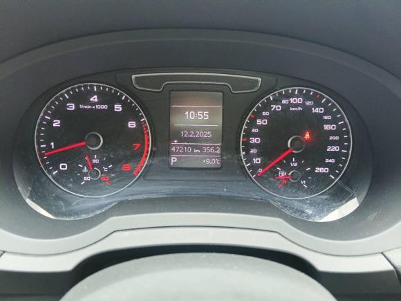 [苏州·苏E] 二手奥迪奥迪Q32018款 30周年年型 35 TFSI 时尚型