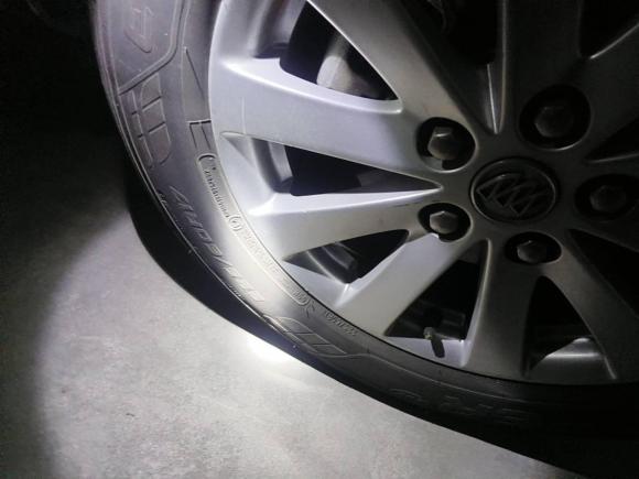 [上海·沪A] 二手别克别克GL82017款 25S 舒适型 国V