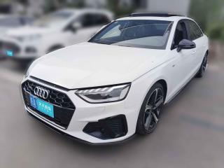奥迪奥迪A4L2022款 45 TFSI quattro 臻选动感型