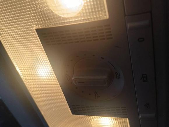 [武汉·鄂A] 二手大众桑塔纳2015款 1.6L 自动舒适版