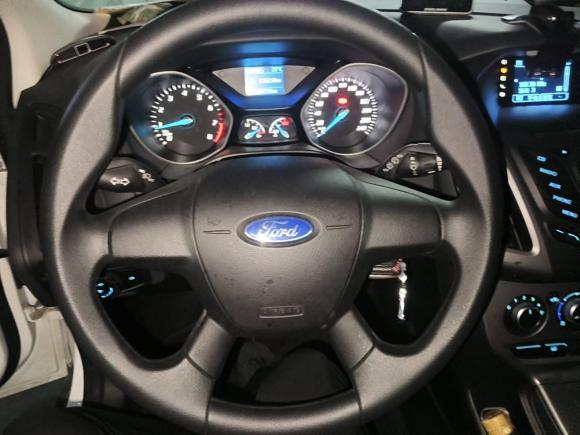 [上海·浙C] 二手福特福克斯2012款 两厢 1.6L 自动舒适型