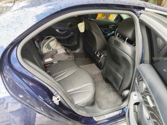 [广州·粤A] 二手奔驰奔驰C级2018款 C 200 L 运动版