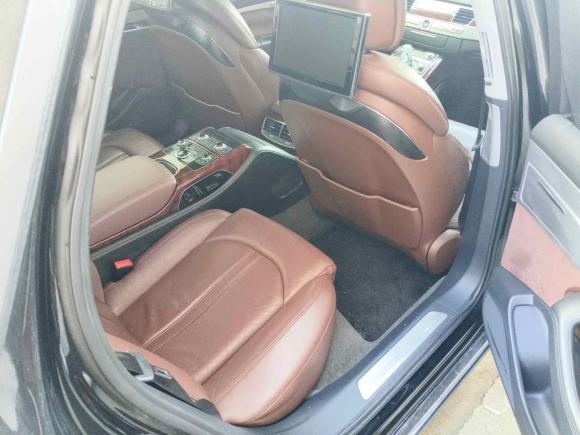 [深圳·粤P] 二手奥迪奥迪A82011款 A8L 3.0 TFSI quattro豪华型(213kW)
