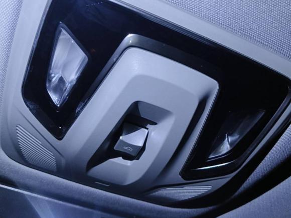 [深圳·粤B] 二手长安长安CS75 PLUS 智电iDD2023款 智电iDD 智领型