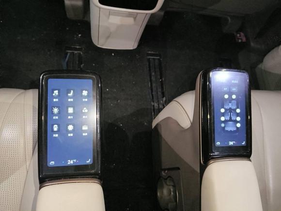[合肥·皖A] 二手腾势腾势D92022款 DM-i 970 四驱尊荣型