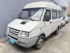 [上海·沪A] 依维柯依维柯得意2014款 2.8T-A35 NJ6494ACZ43S4