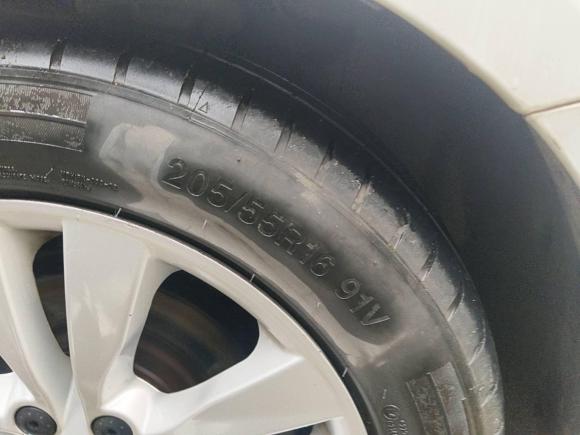 [金华·浙G] 二手荣威荣威3602015款 1.5L 自动豪华版
