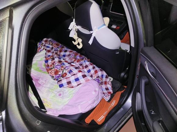 [深圳·粤B] 二手比亚迪驱逐舰052024款 荣耀版 DM-i 55KM 豪华型