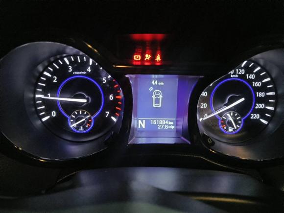 [青岛·鲁B] 二手江铃驭胜S3502016款 2.0T 自动四驱汽油超豪华版5座