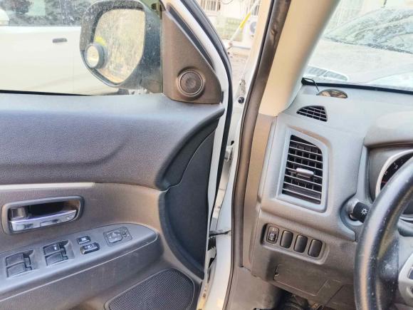 [青岛·鲁B] 二手三菱劲炫ASX2013款 2.0L CVT两驱精英版