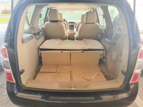 [上海·沪L] 二手别克别克GL82012款 2.4L BASE舒适版