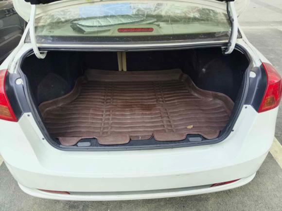 [无锡·冀R] 二手别克凯越2015款 1.5L 手动经典型