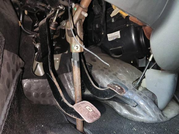 [宁波·浙B] 二手上汽大通MAXUS新途V802016款 2.5T 手动傲运通国IV短轴中顶6座