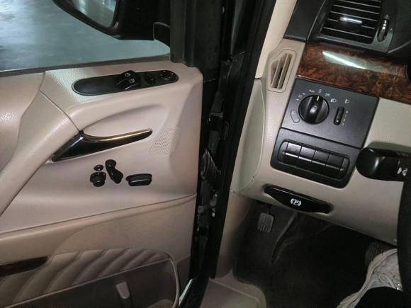 [温州·冀R] 二手奔驰唯雅诺2011款 2.5L 领航版