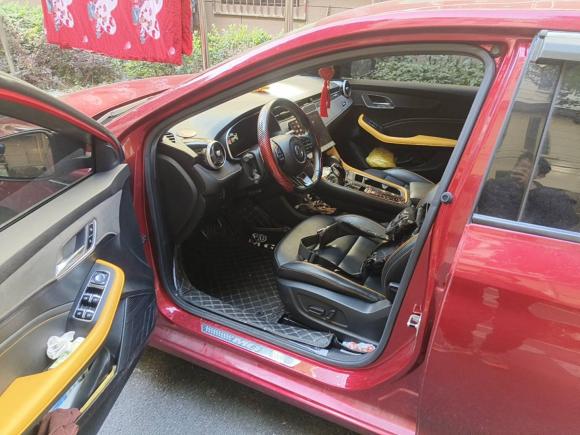 [上海·沪A] 二手名爵名爵6新能源2020款 1.5T 混动Trophy旗舰版