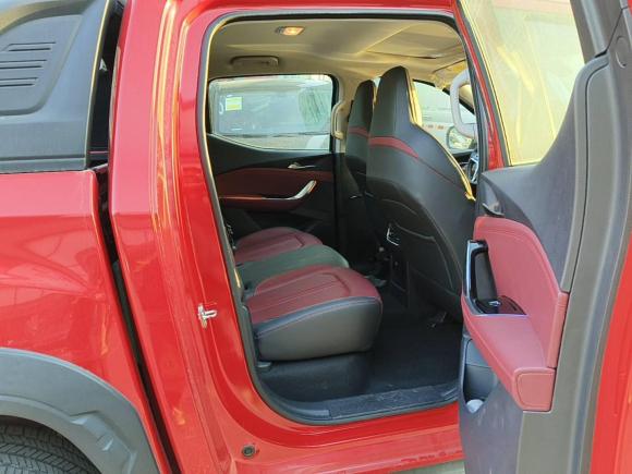 [上海·沪C] 二手上汽大通MAXUS大通T902021款 2.0T双增压 自动四驱高底盘豪华型标箱