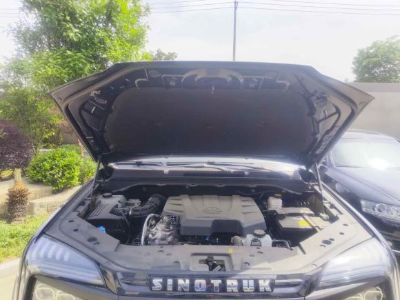 [常州·苏D] 二手中国重汽搏胜2024款 乘用 2.0T自动柴油四驱标轴 尊享版