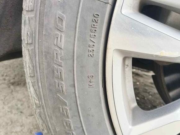 [上海·皖M] 二手凯迪拉克凯迪拉克XT52016款 28T 四驱领先型