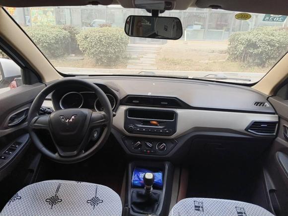 [青岛·鲁B] 二手五菱汽车五菱宏光2019款 1.5L S标准型国VI LAR