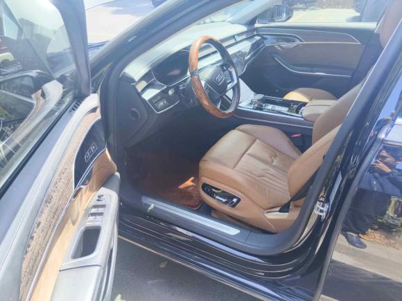 [南京·苏A] 二手奥迪奥迪A82019款 改款 Plus A8L 55 TFSI quattro 尊贵型