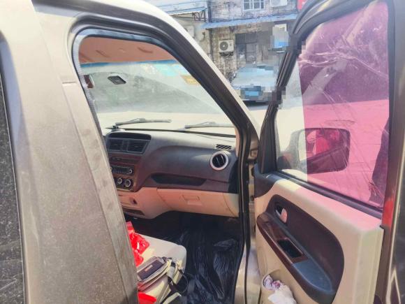 [佛山·粤E] 二手长安凯程长安睿行M802014款 1.5L舒适型4G15S