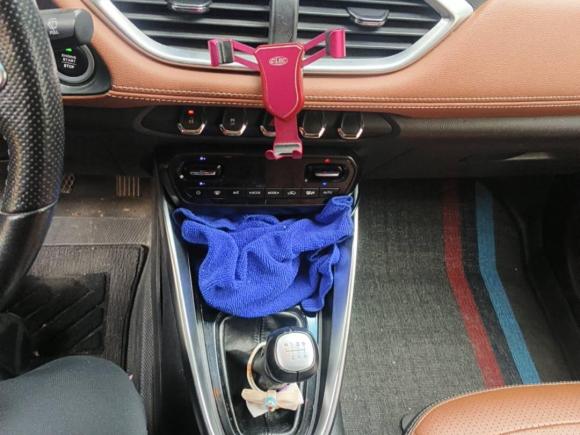 [义乌·湘N] 二手宝骏宝骏5102017款 1.5L 手动豪华型