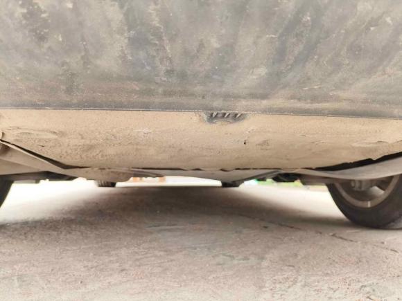 [青岛·鲁B] 二手奥迪奥迪A4L2015款 35 TFSI 自动舒适型