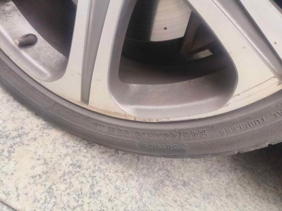 [南昌·赣A] 二手奔驰奔驰E级2017款 E 300 L 运动豪华型