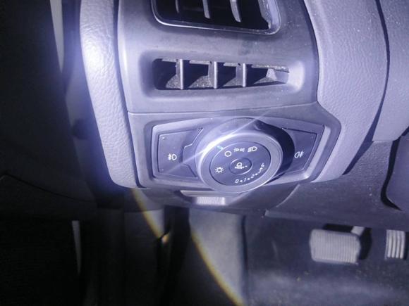 [深圳·粤B] 二手福特福克斯2015款 三厢 EcoBoost 180 自动精英型