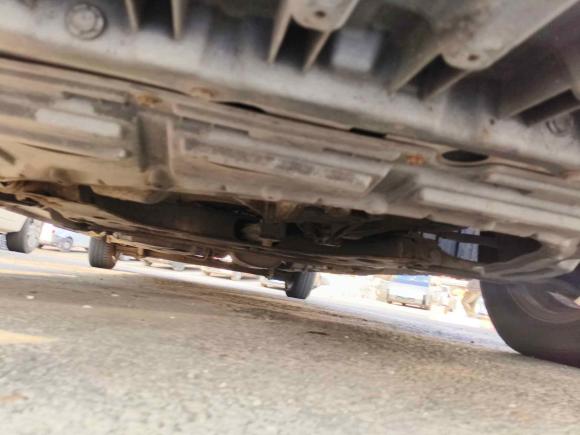 [青岛·鲁B] 二手日产日产NV2002011款 1.6L 232座 尊雅型