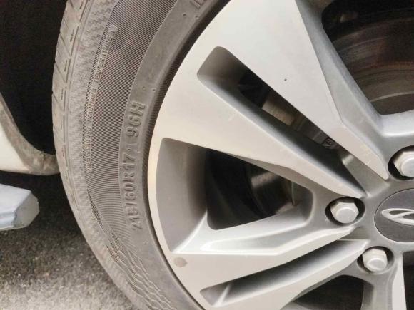 [武汉·鄂A] 二手奇瑞瑞虎32014款 1.6L CVT智尚版