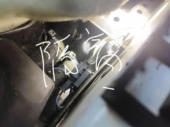 [广州·粤E] 二手奔驰奔驰C级2020款 C 260 L 运动版 4MATIC