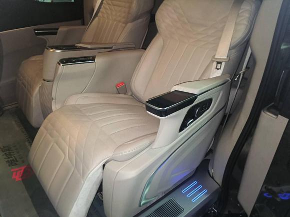 [济南·鲁A] 二手别克别克GL82017款 25S 豪华型 国V