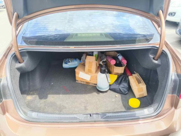 [上海·粤S] 二手大众凌渡2015款 230TSI DSG风尚版