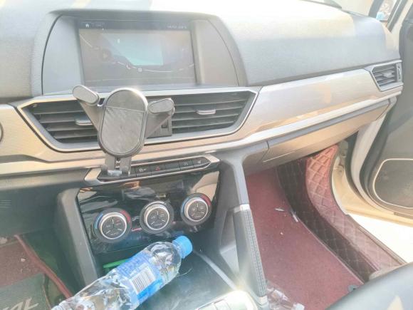 [武汉·鄂A] 二手哈弗哈弗H62018款 红标 运动版 1.5T 自动两驱精英型