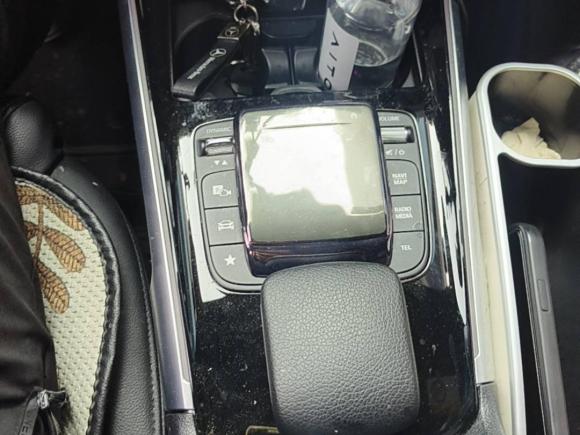 [上海·沪A] 二手奔驰奔驰EQB2022款 EQB 350 4MATIC 首发特别版