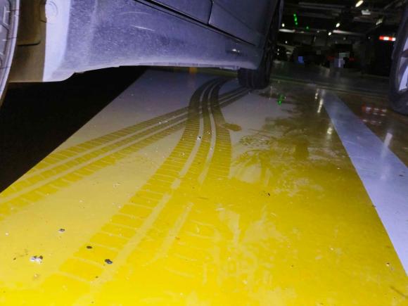 [济南·鲁A] 二手铃木雨燕2016款 1.5L 手动时尚型酷玩版