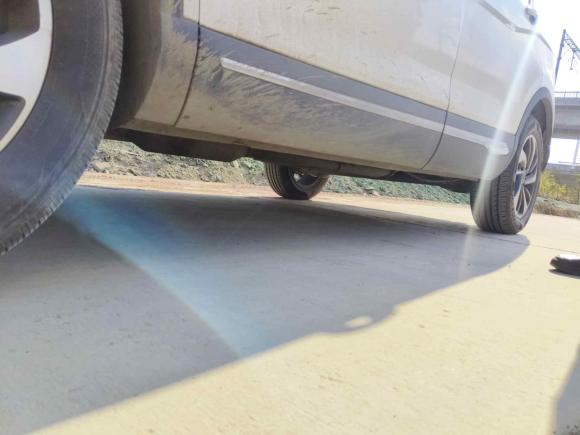 [青岛·鲁B] 二手宝骏宝骏5602015款 1.8L 手动豪华型