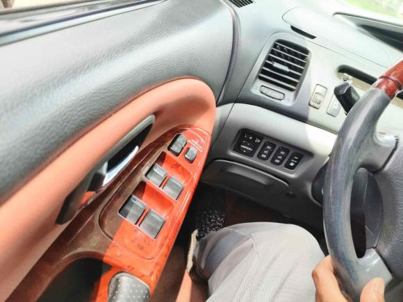 [义乌·浙A] 二手丰田普瑞维亚2004款 2.4L AT