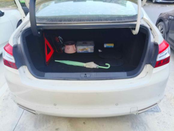 [上海·沪D] 二手标致标致4082016款 1.6T 自动豪华版